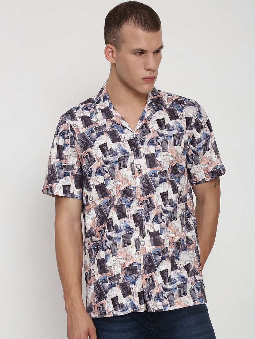 men printed cuban collared short sleeve shirt - 21955973 -  Standard Image - 1