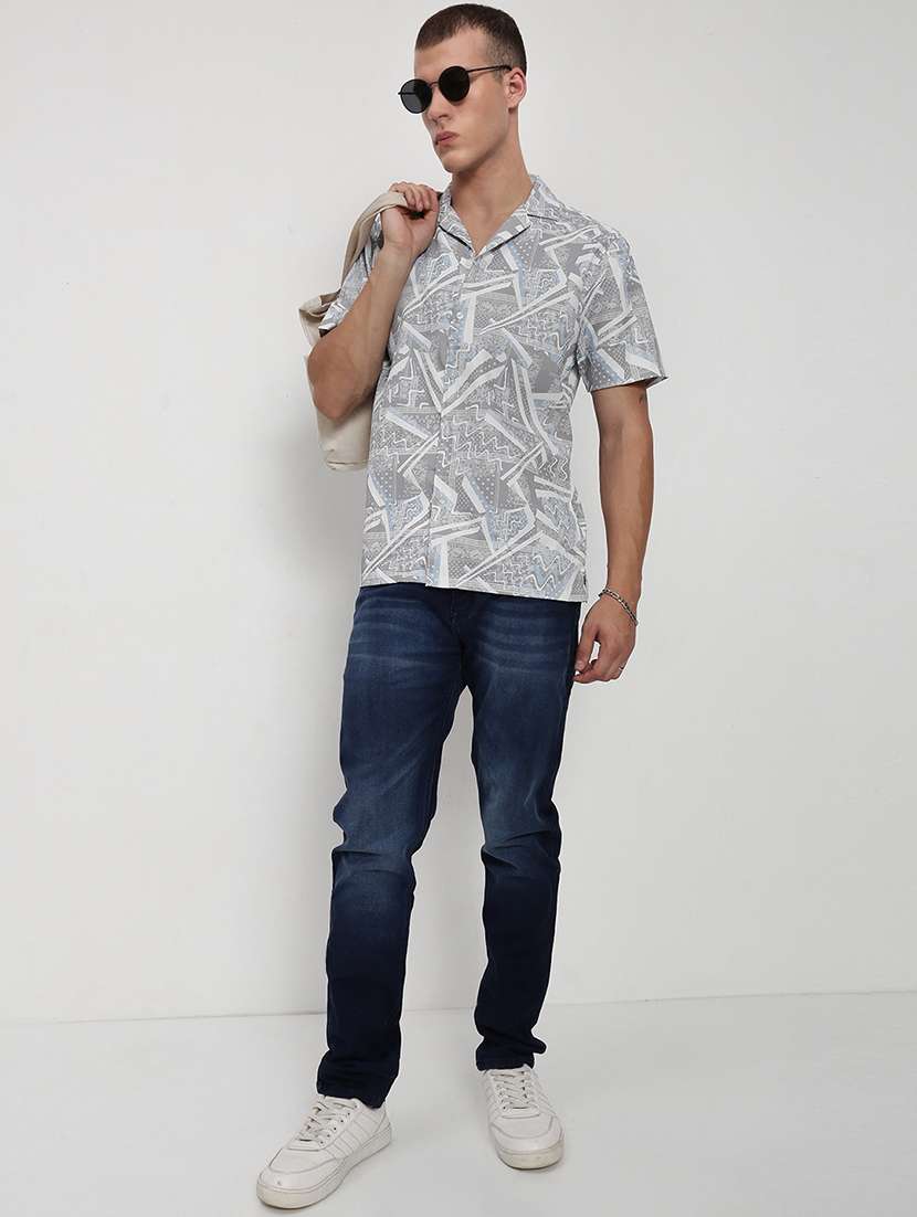men printed cuban collared short sleeve shirt - 21955977 -  Standard Image - 6