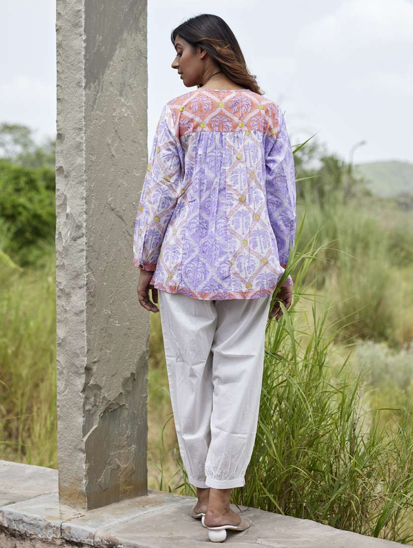 women printed long sleeve a-line ethnic top - 21956003 - Standard Image - 4