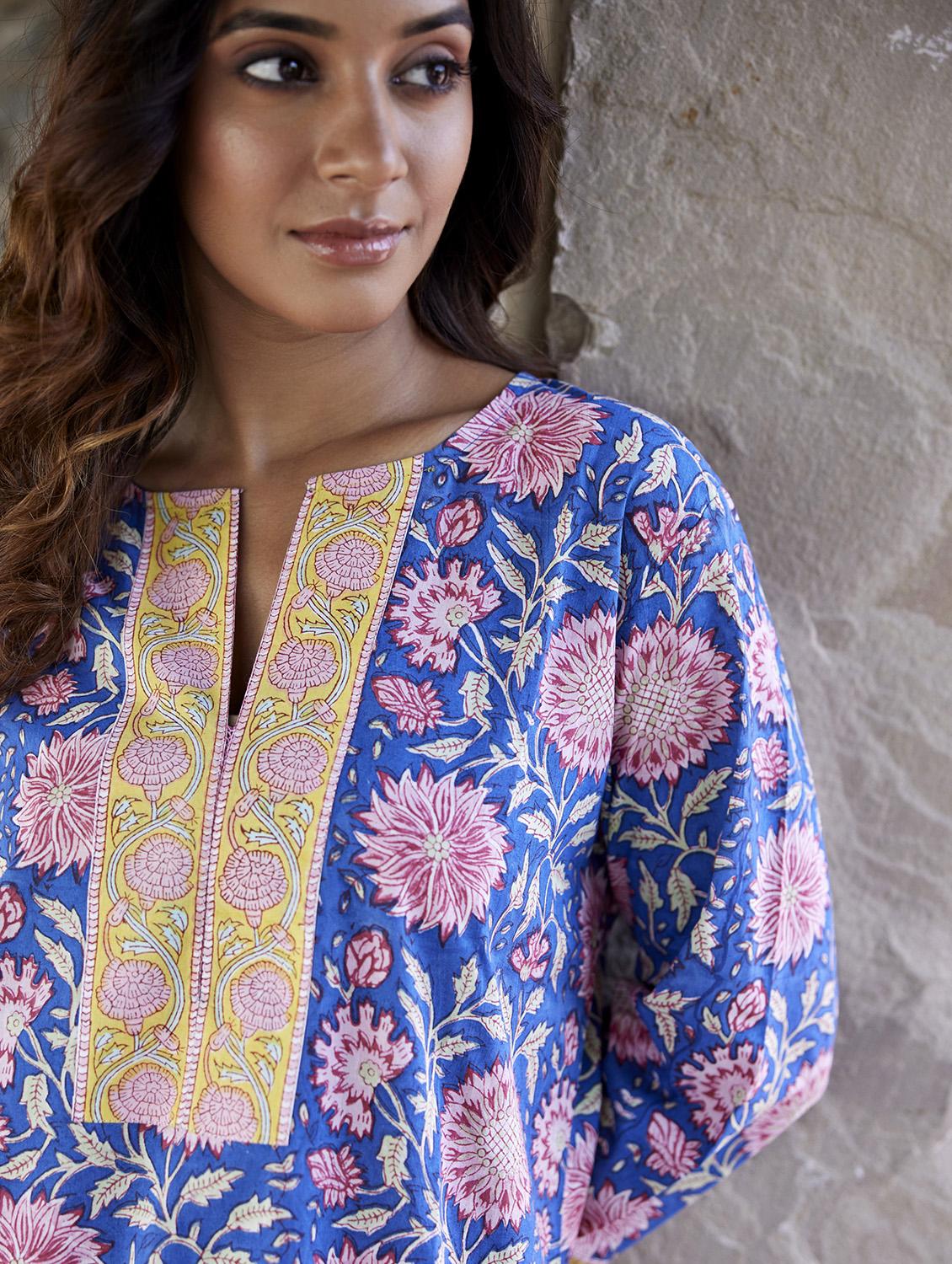 women floral three quarter sleeve straight kurta - 21956042 - Standard Image - 4