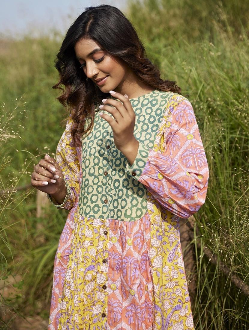 women printed long sleeve a-line kurta - 21956043 - Standard Image - 4