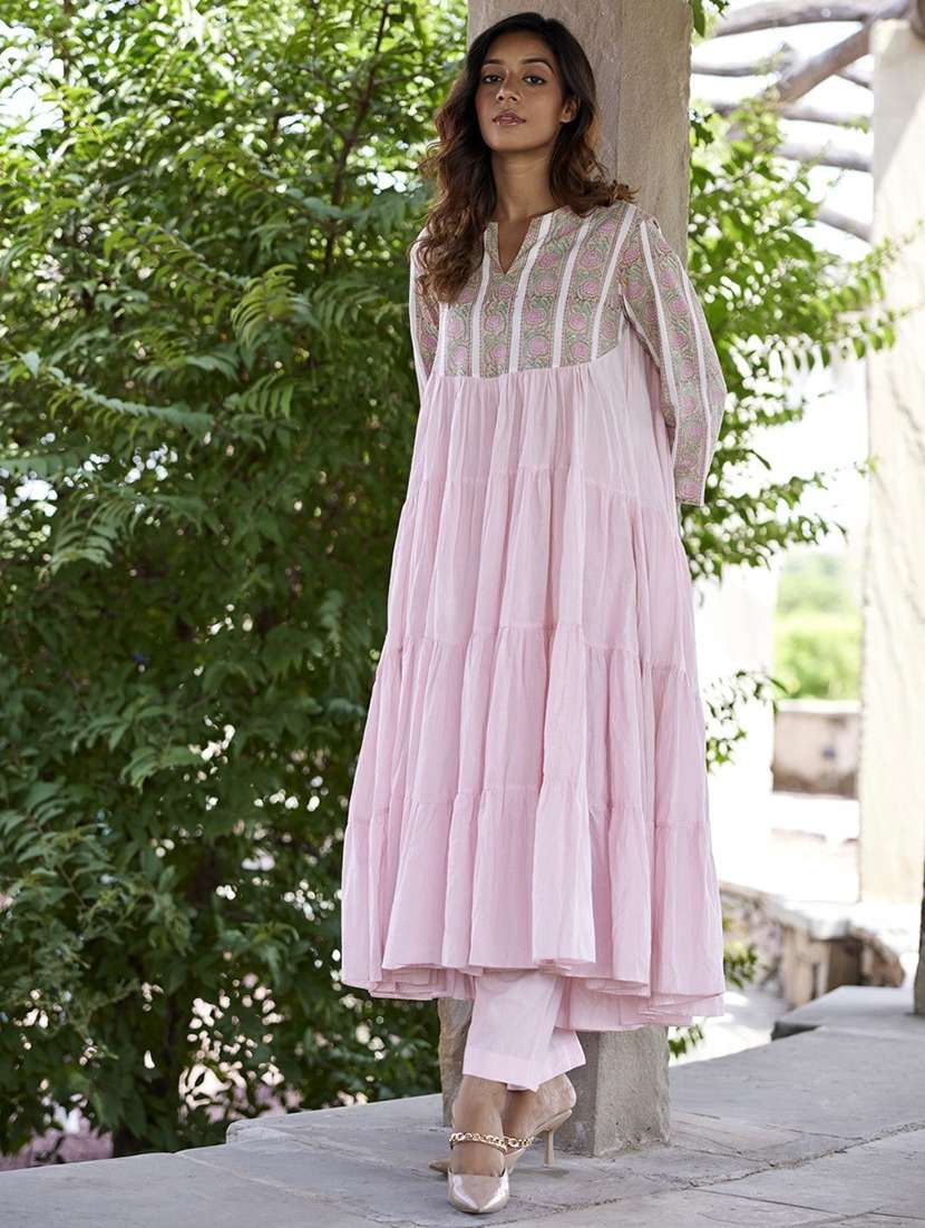 women pink floral long sleeve tiered kurta