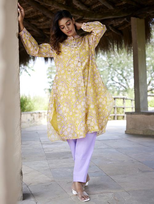 women floral printed long sleeve a-line kurta - 21956047 - Standard Image - 0