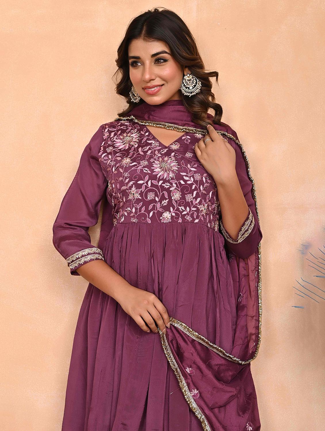 women three quarter sleeve kurta pant with dupatta set - 21956085 - Standard Image - 4