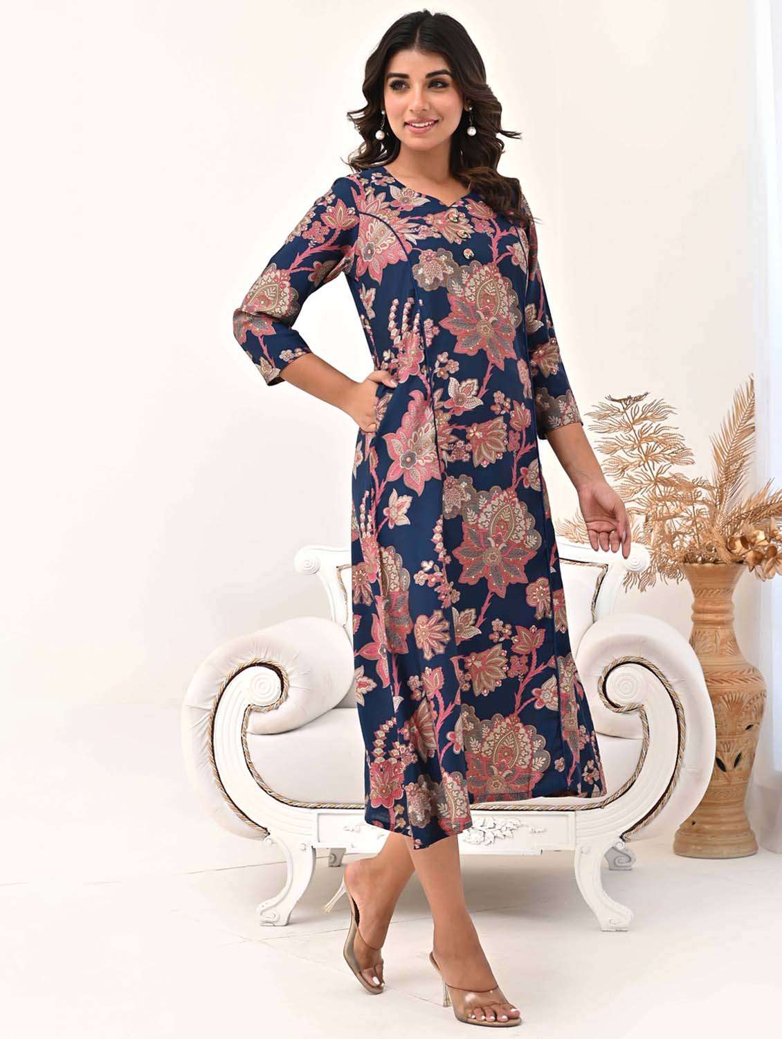 women floral three quarter sleeve a-line kurta - 21956108 -  Standard Image - 1