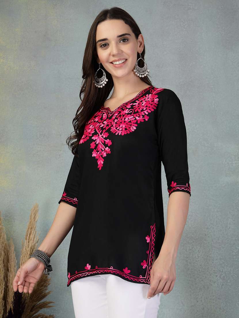 women embroidered three quarter sleeve straight kurti - 21956122 - Standard Image - 1