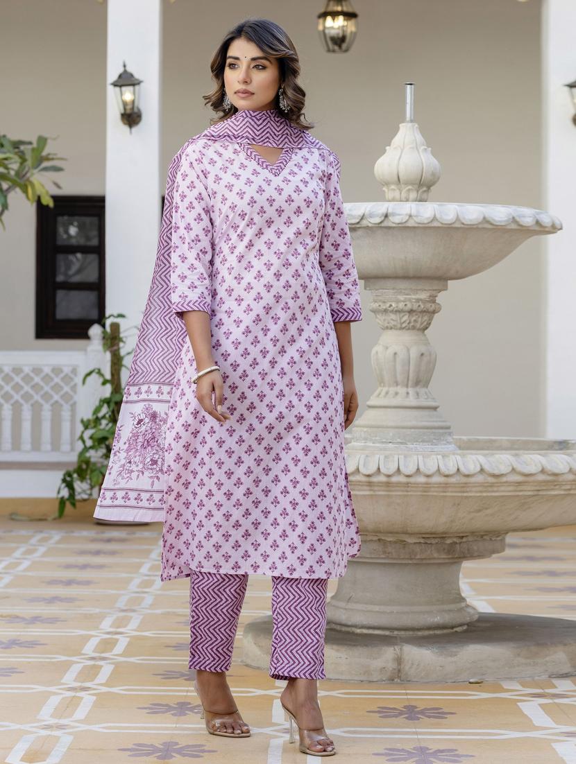 women three quarter sleeve kurta pant with dupatta set - 21956164 - Standard Image - 1