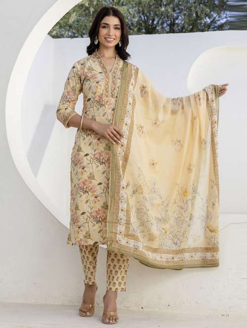 women three quarter sleeve kurta pant with dupatta set - 21956179 -  Standard Image - 0