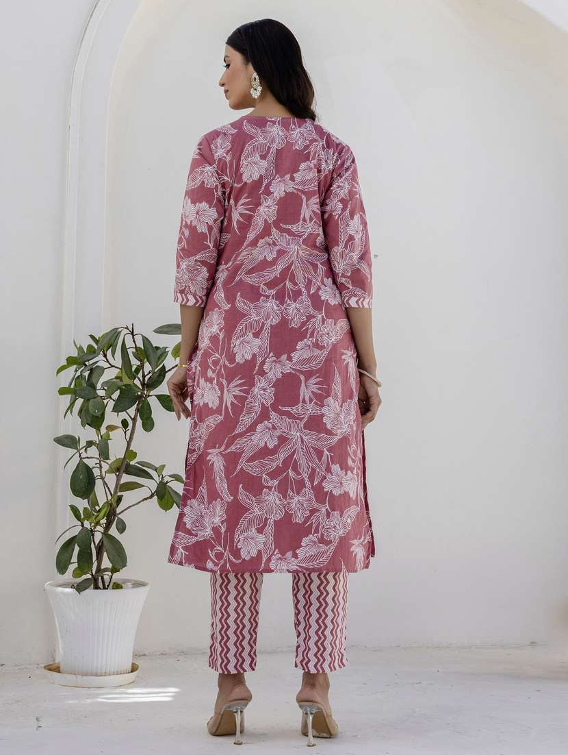 women three quarter sleeve kurta pant with dupatta set - 21956183 - Standard Image - 4