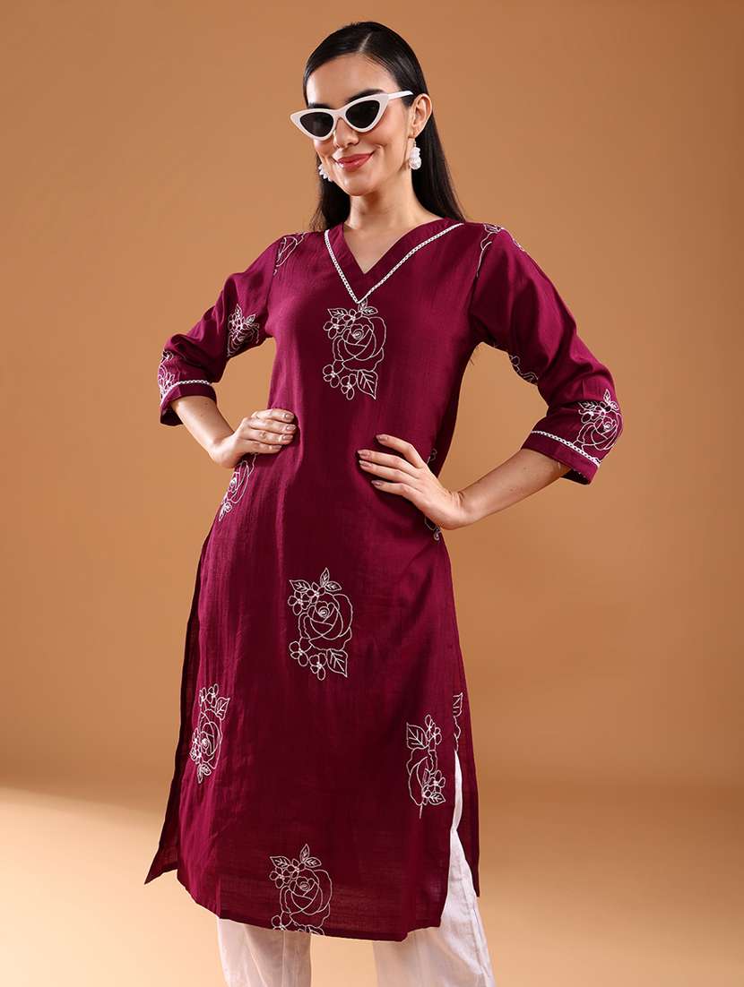 women three quarter sleeve straight kurta - 21956346 -  Standard Image - 4