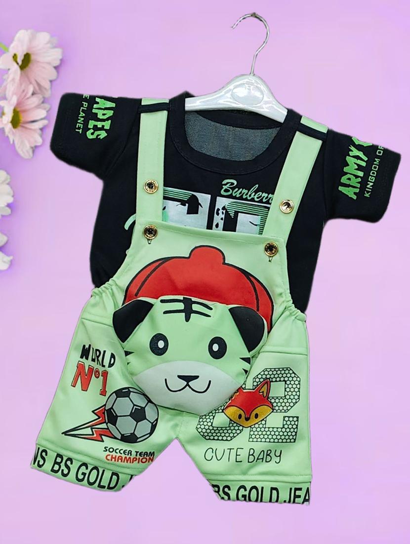 kids printed t-shirt with dungree set - 21956458 -  Standard Image - 1
