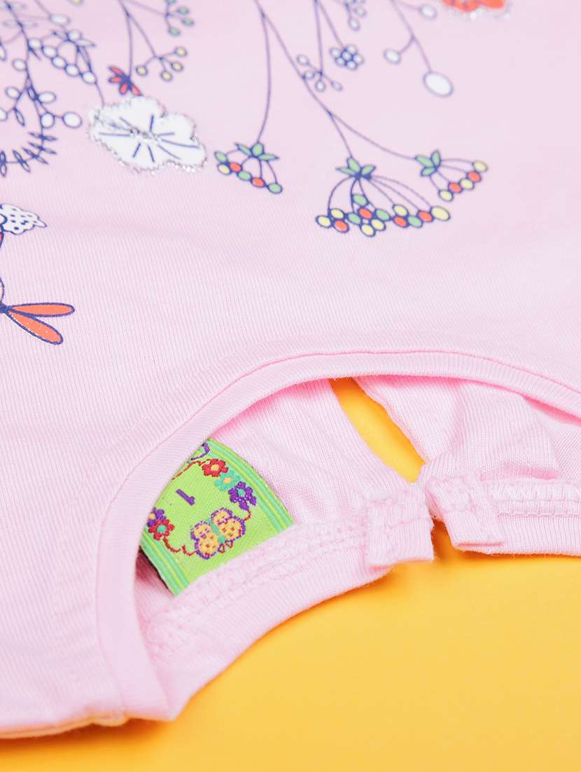 girls printed t-shirt & shorts twin sets  - 21956560 -  Standard Image - 4