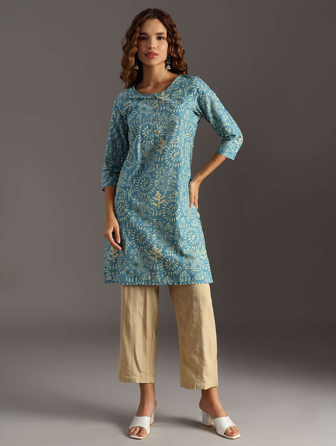 women printed three quarter sleeve straight kurta - 21956611 -  Standard Image - 1