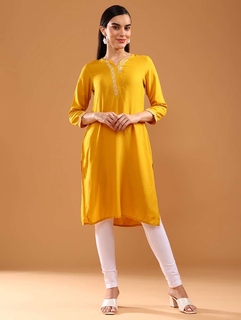 women three quarter sleeve straight kurta