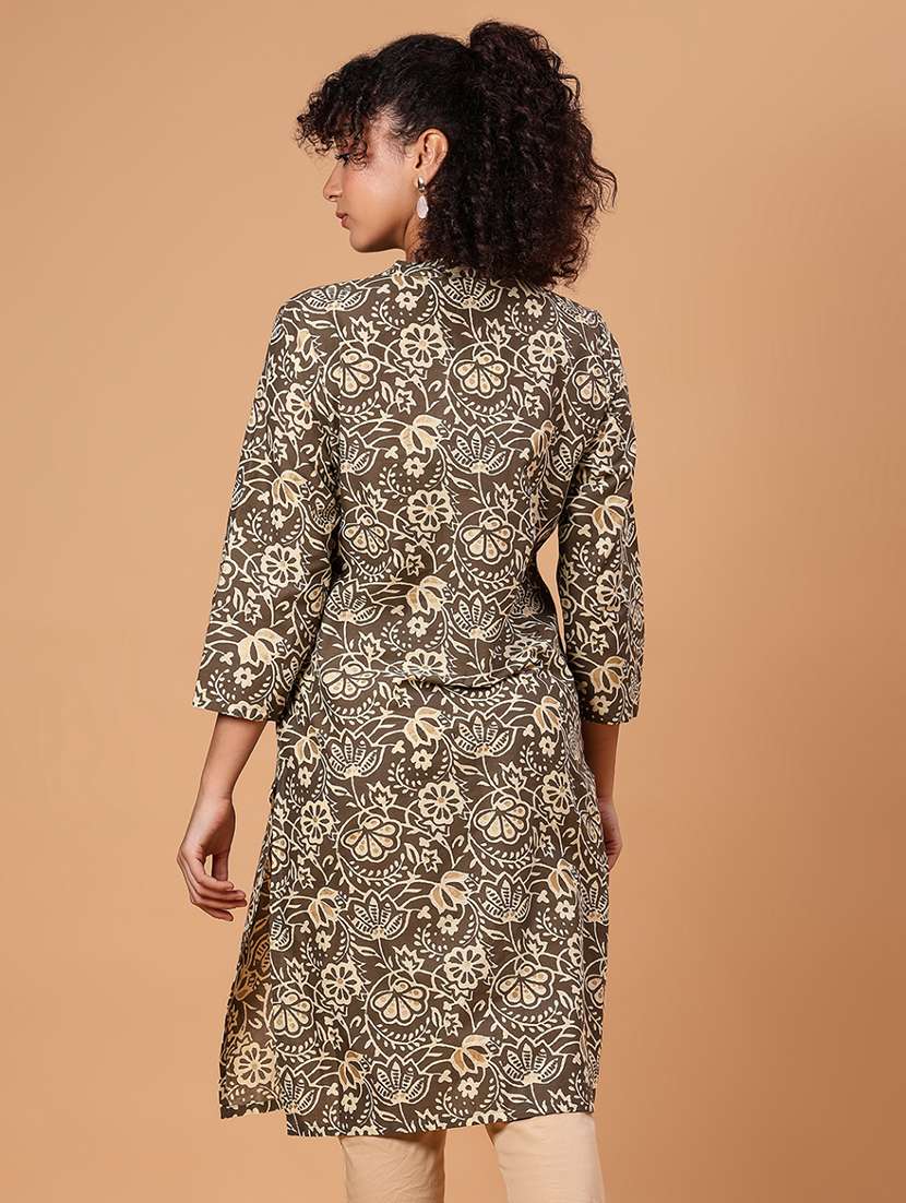 women printed three quarter sleeve straight kurta - 21956614 -  Standard Image - 4