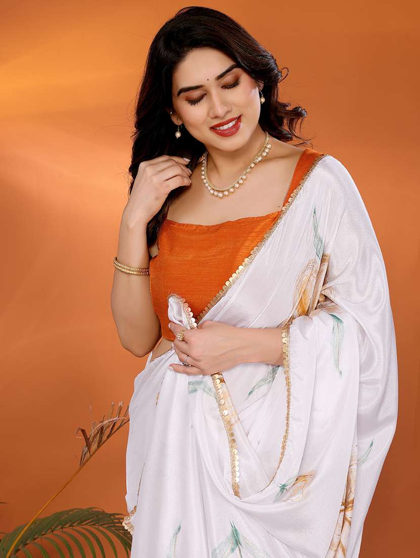 women floral printed saree with blouse - 21956646 -  Standard Image - 4