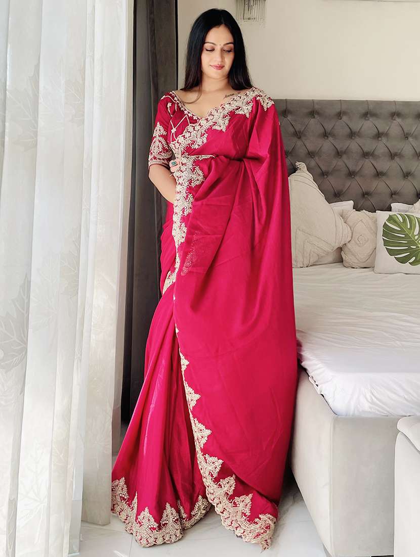 women solid with bordered saree with blouse - 21956651 -  Standard Image - 1