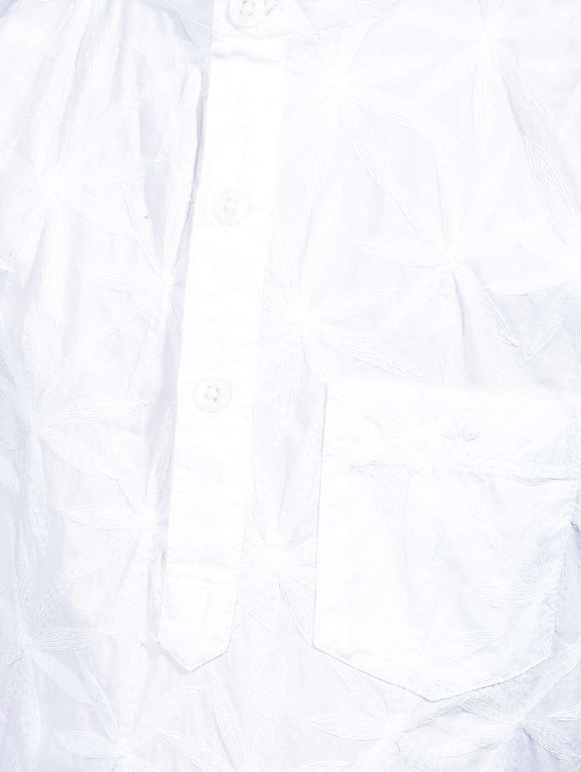 boys embroidered mandarin neck short kurta - 21956677 -  Standard Image - 4