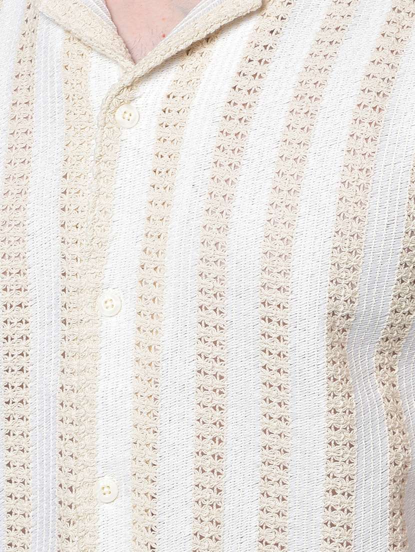 men self design short sleeve slim fit casual shirt - 21956851 -  Standard Image - 4