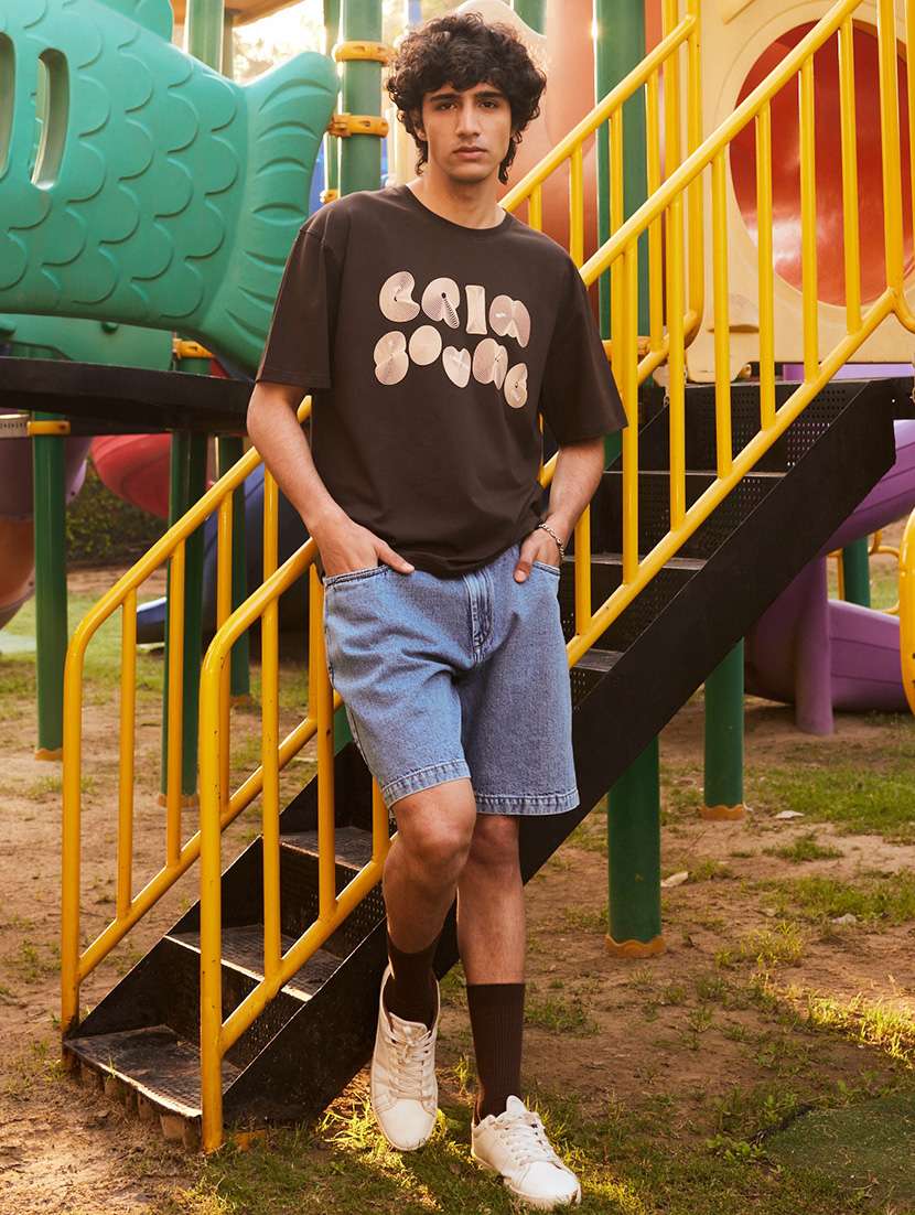 men solid mid rise regular fit shorts - 21956862 -  Standard Image - 4