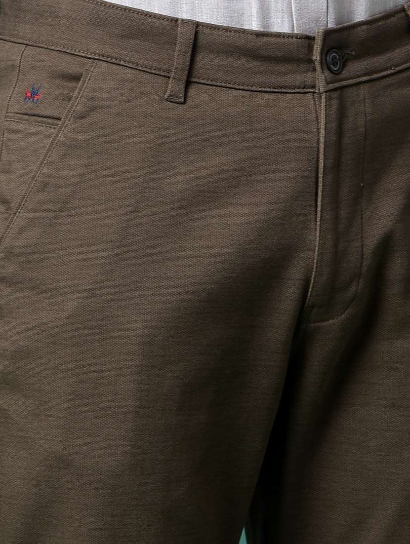 men solid mid rise flat front casual chinos  - 21956871 -  Standard Image - 4