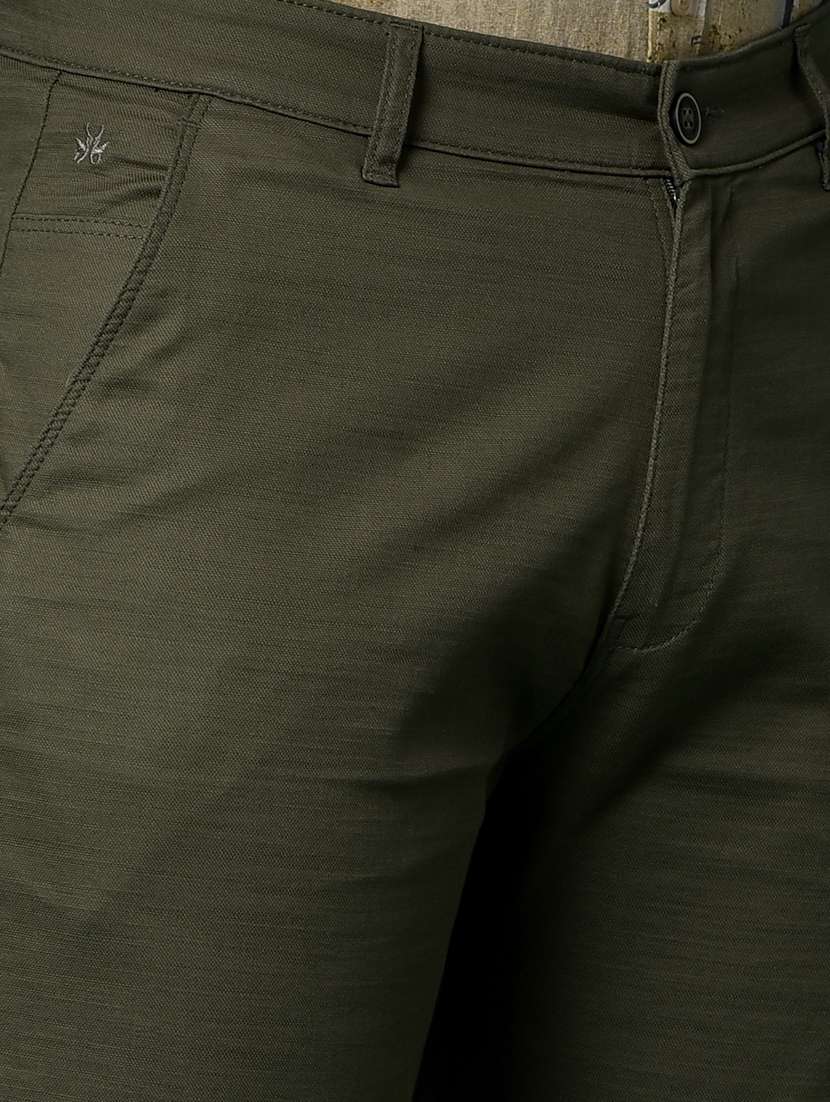 men solid mid rise flat front casual chinos  - 21956873 -  Standard Image - 4