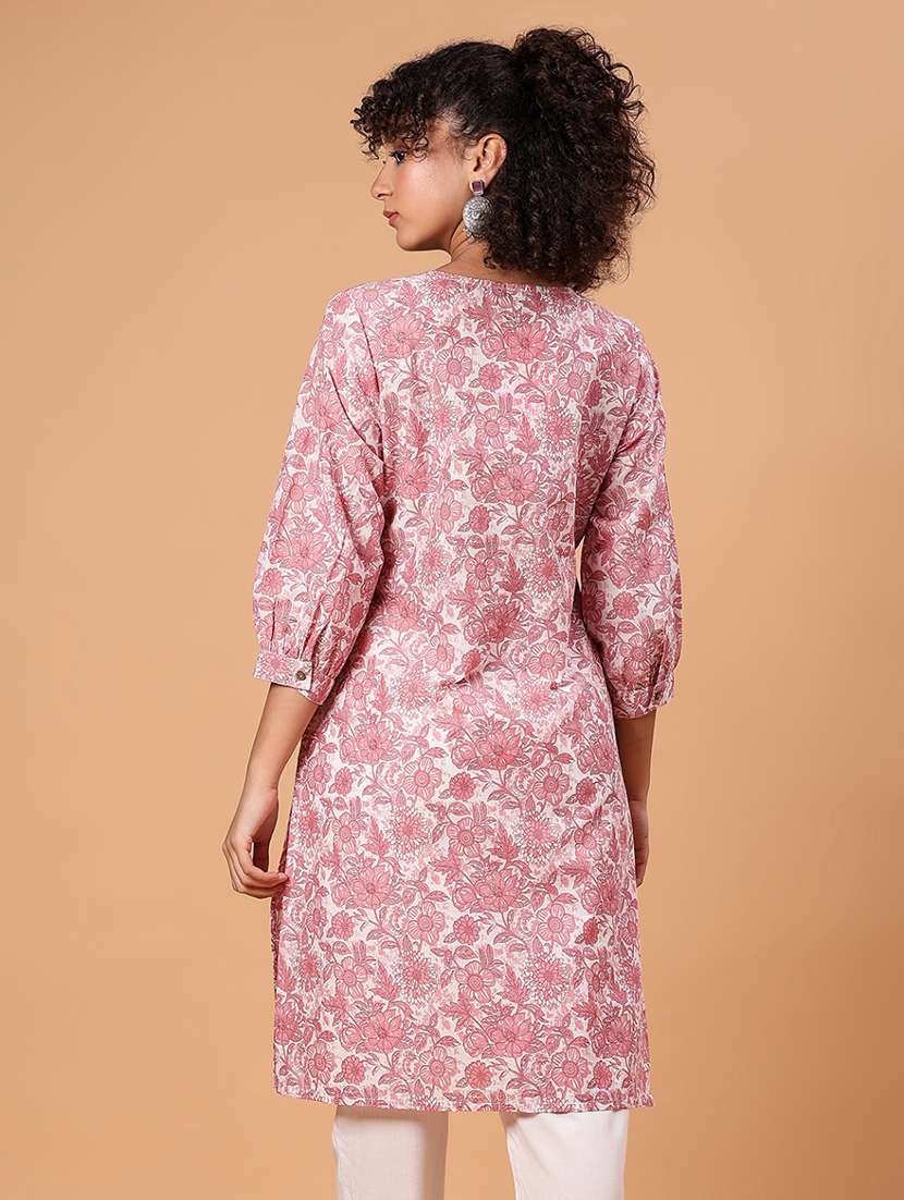 women printed three quarter sleeve straight kurta - 21956915 - Standard Image - 4