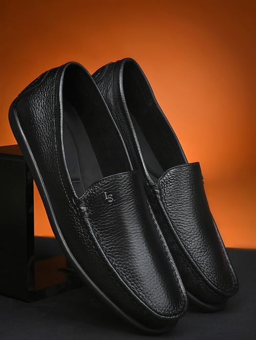 men black slip on loafer - 21956958 -  Standard Image - 0