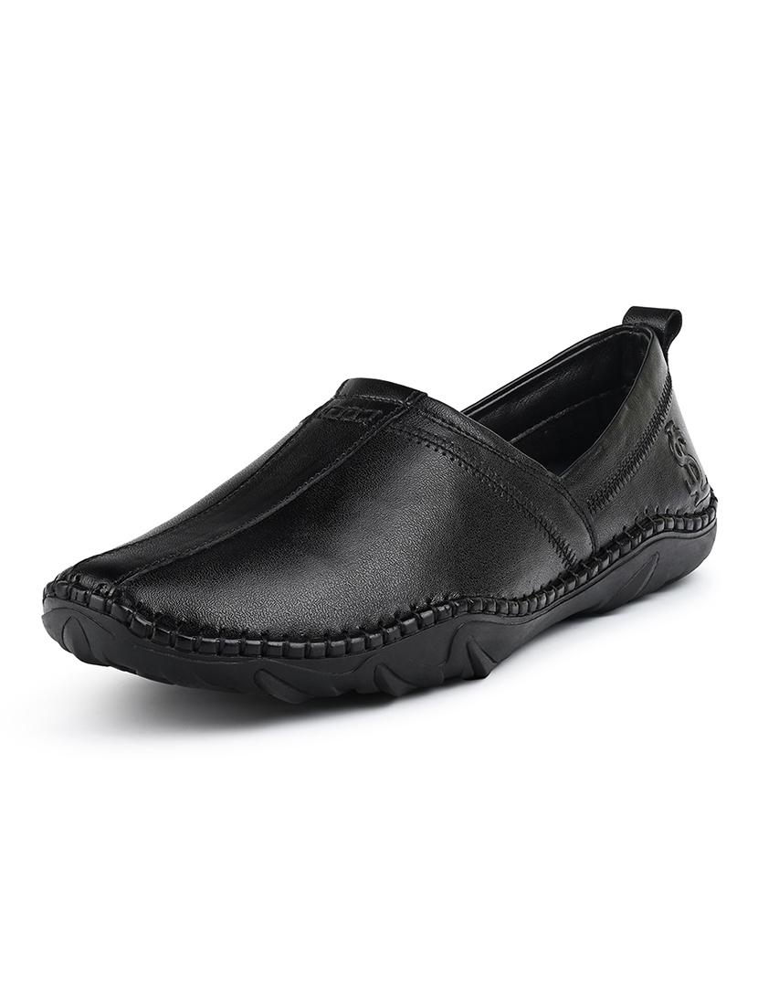 men black slip on mojari - 21956966 -  Zoom Image - 0