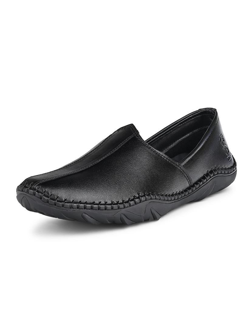 men black slip on mojari - 21956968 -  Zoom Image - 0