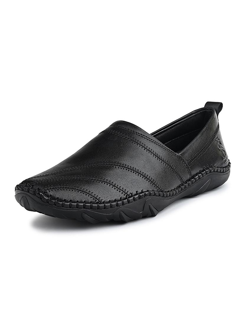 men black slip on mojari - 21956969 -  Zoom Image - 0