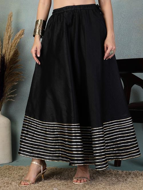 women black striped flared party wear skirt - 21956989 -  Standard Image - 0