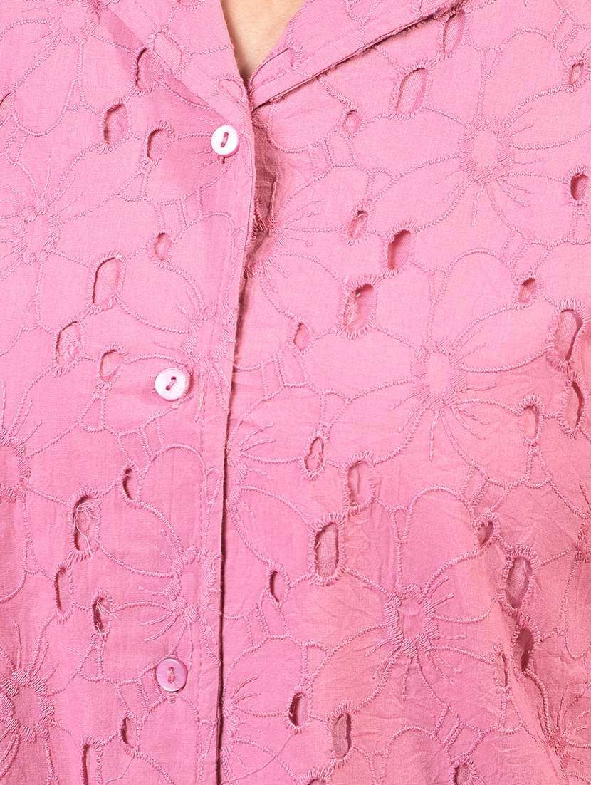 women solid laple collar crop schiffli shirt - 21957020 -  Standard Image - 4