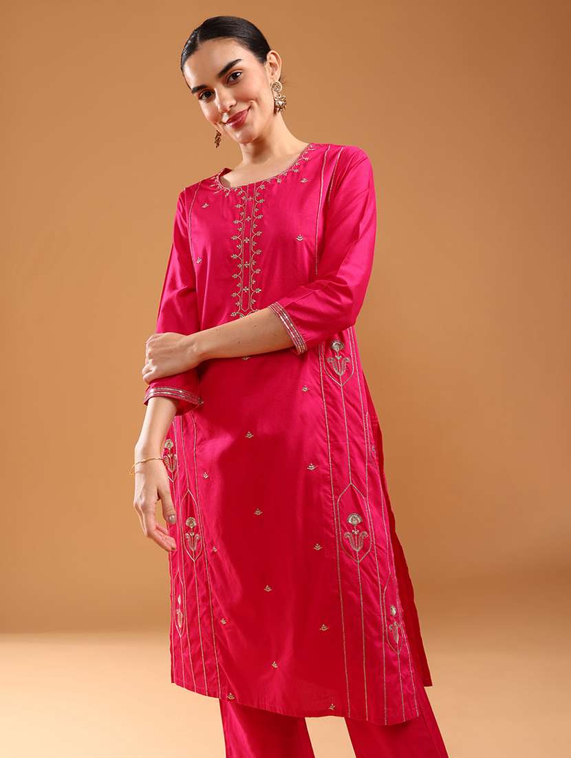 women three quarter sleeve straight kurta - 21957340 -  Standard Image - 4