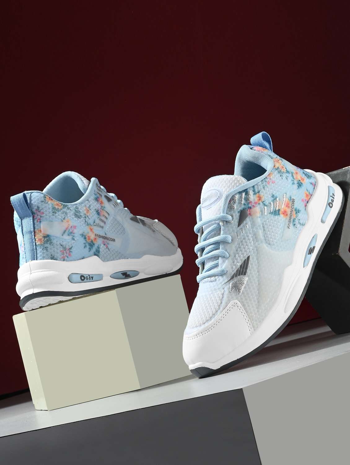 women light blue lace-up casual shoe