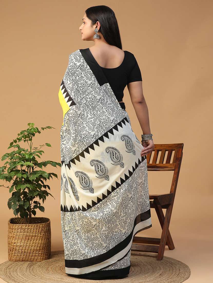 women printed casual wear saree with blouse - 21957825 - Standard Image - 4