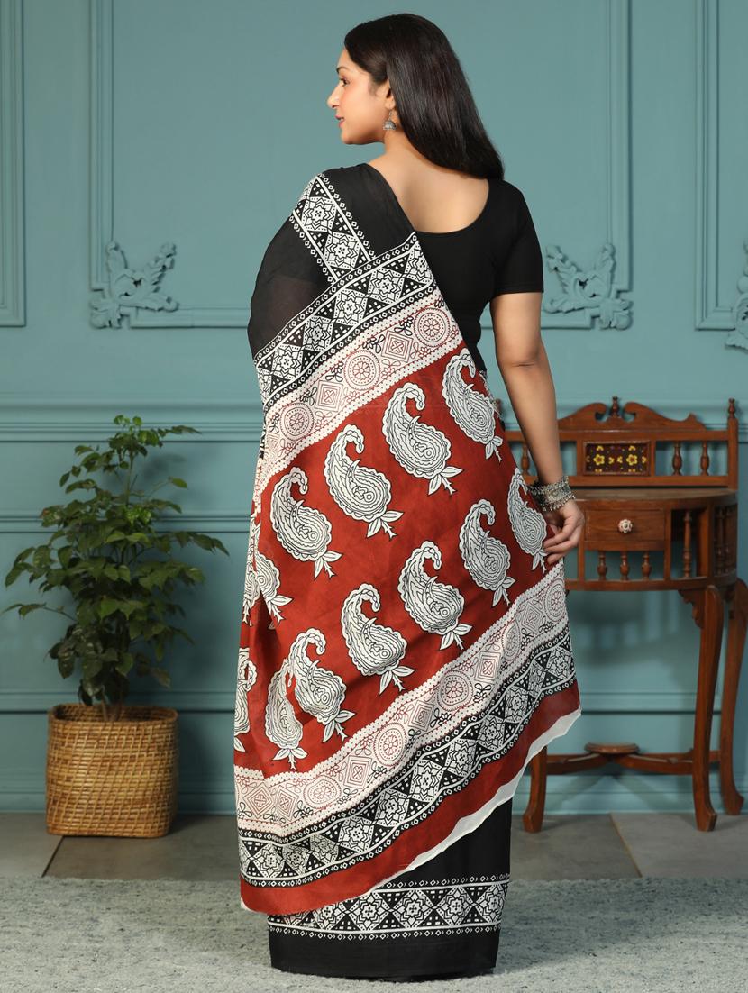 women printed casual wear saree with blouse - 21957829 - Standard Image - 4