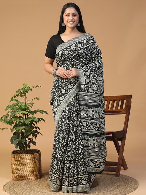 women printed casual wear saree with blouse - 21957830 - Standard Image - 0