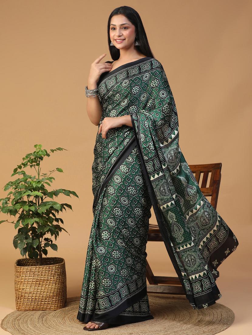 women printed casual wear saree with blouse - 21957833 -  Standard Image - 1