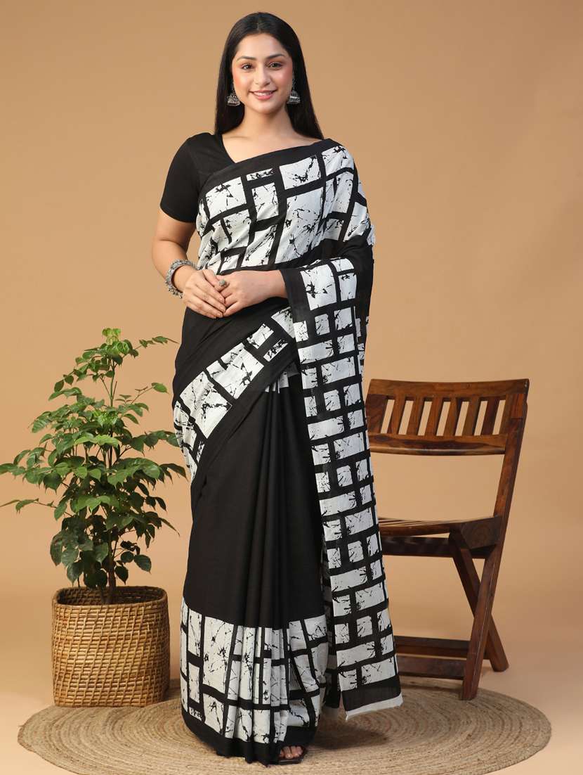 women printed casual wear saree with blouse