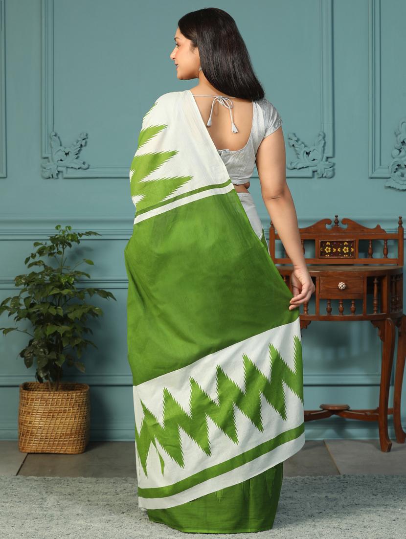 women printed casual wear saree with blouse - 21957840 - Standard Image - 4