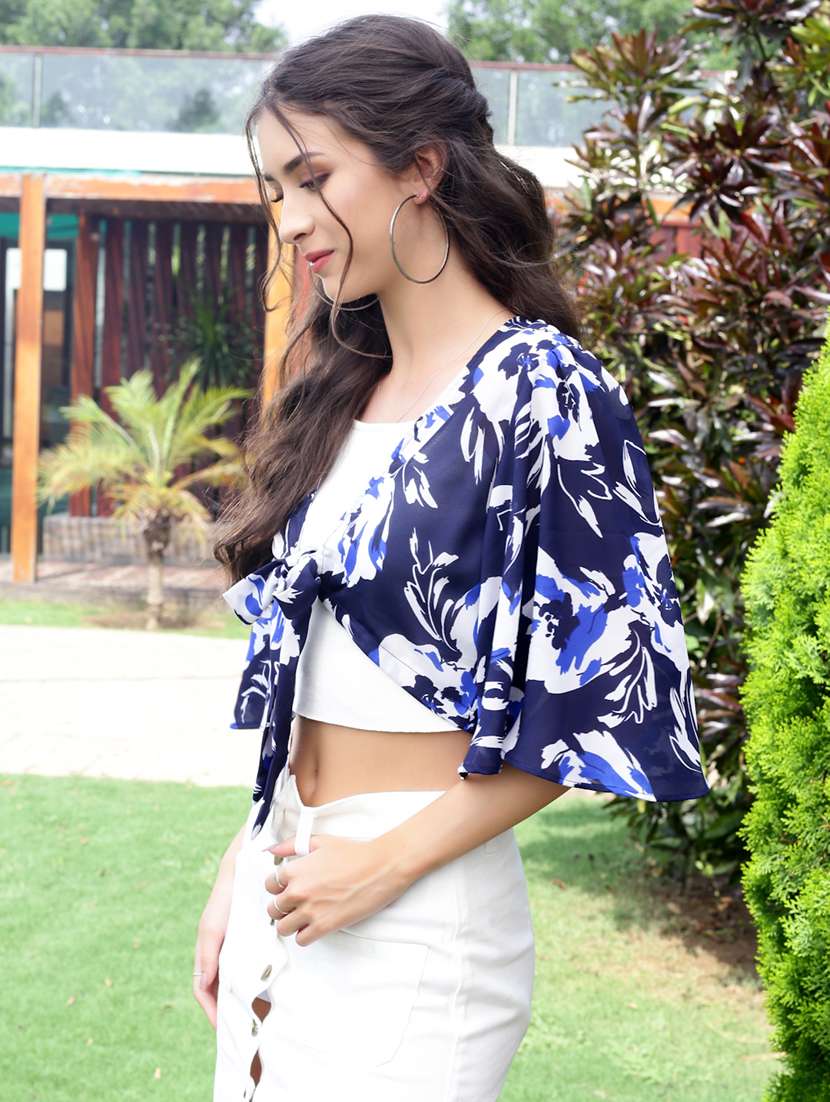 women floral print flared sleeve crop shrug - 21957888 -  Standard Image - 1