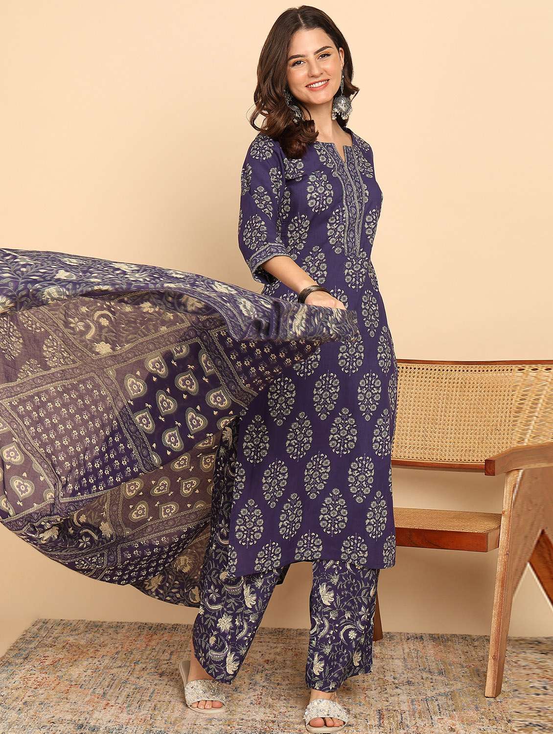 women three quarter sleeve kurta palazzo with dupatta set - 21957923 -  Standard Image - 1