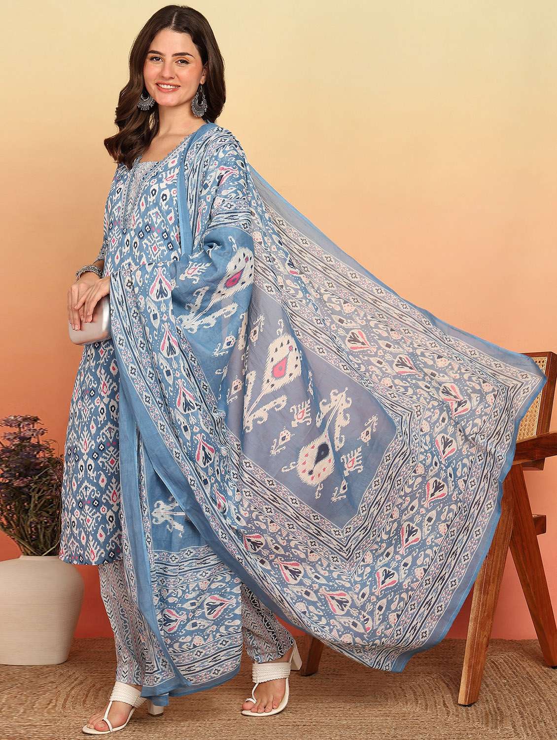 women three quarter sleeve kurta pant with dupatta set - 21957937 -  Standard Image - 1