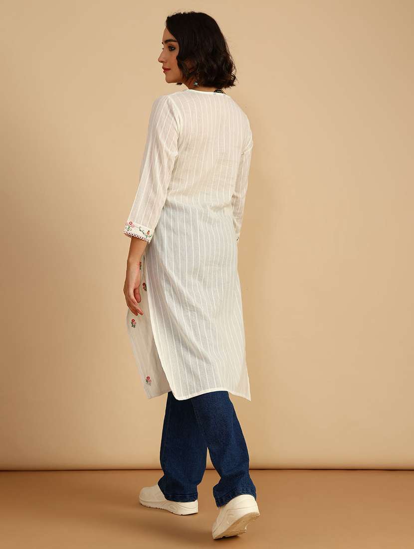 women embroidered three quarter sleeve straight kurta - 21958199 -  Standard Image - 4