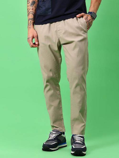 men solid mid rise flat front casual chinos - 21959352 - Standard Image - 0