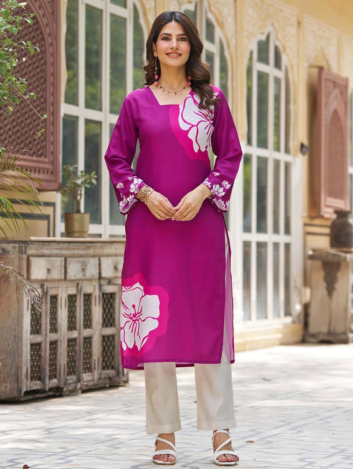 women floral printed long sleeve straight kurta