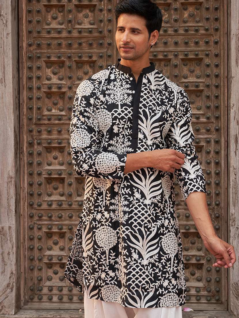 men embroidered mandarin neck long kurta - 21959434 - Standard Image - 1