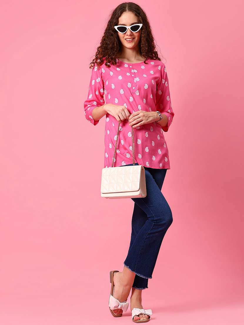 women paisley printed three quarter sleeve a-line kurti - 21959469 - Standard Image - 4