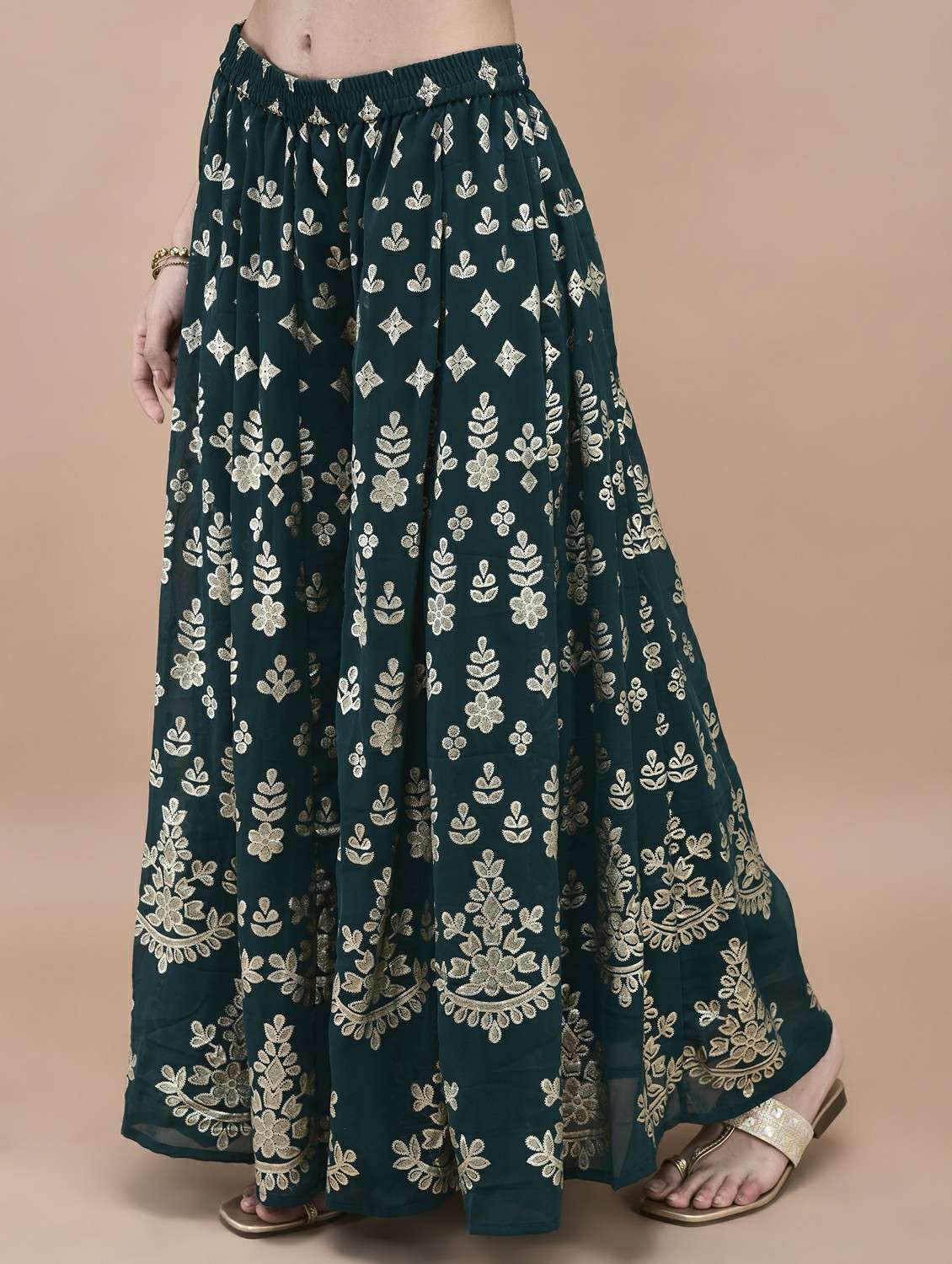 women three quarter sleeve kurta sharara with dupatta set - 21959510 -  Standard Image - 4